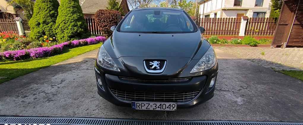 Peugeot 308 cena 11000 przebieg: 348000, rok produkcji 2008 z Przeworsk małe 277